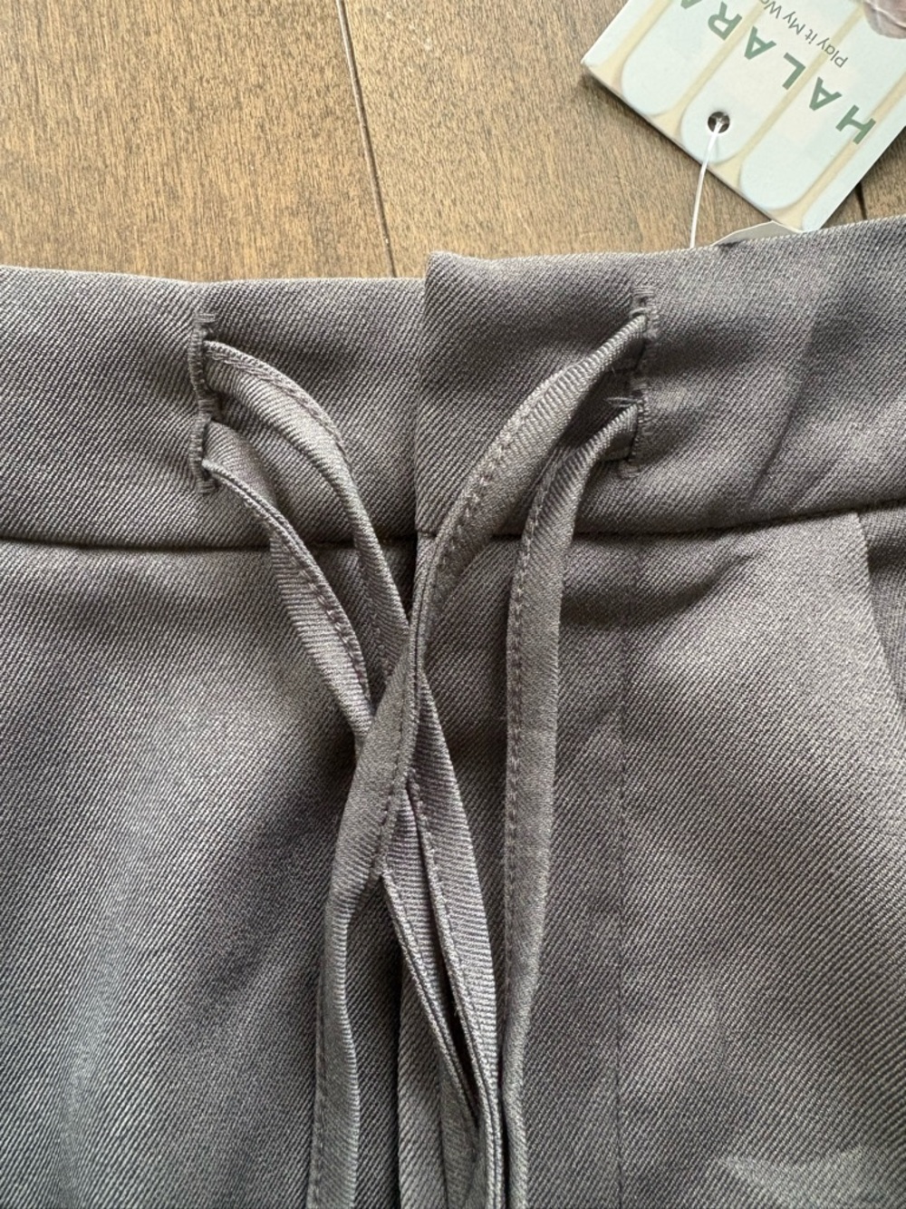 NWT Halara Gray High Waisted Tailored Dress Shorts XS Pockets Casual - Picture 4 of 6